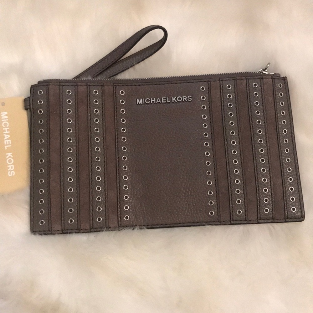 MK “LG ZIP CLUTCH” WRISTLET